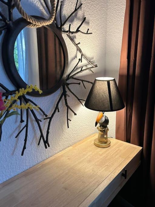 Duplex Apartment Ullstein- 4 Bedrooms, 2 Bathrooms, Living Room, 2 Parking Spaces, Boxspringbeds, Family & Business Apartment! Berlin Eksteriør billede