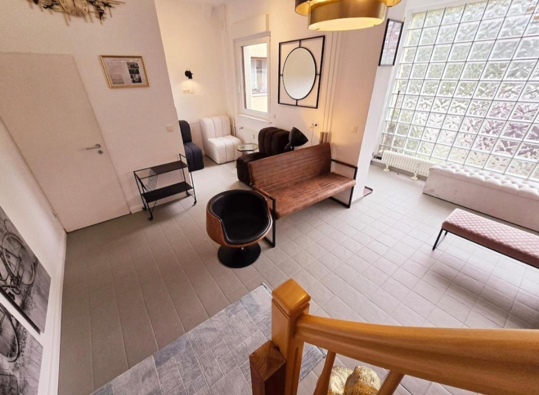 Duplex Apartment Ullstein- 4 Bedrooms, 2 Bathrooms, Living Room, 2 Parking Spaces, Boxspringbeds, Family & Business Apartment! Berlin Eksteriør billede